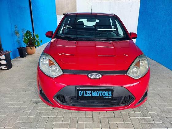 FORD FIESTA 1.0 ROCAM SE 8V FLEX 4P MANUAL FORD FIESTA 1.0 ROCAM SE 8V FLEX 4P MANUAL